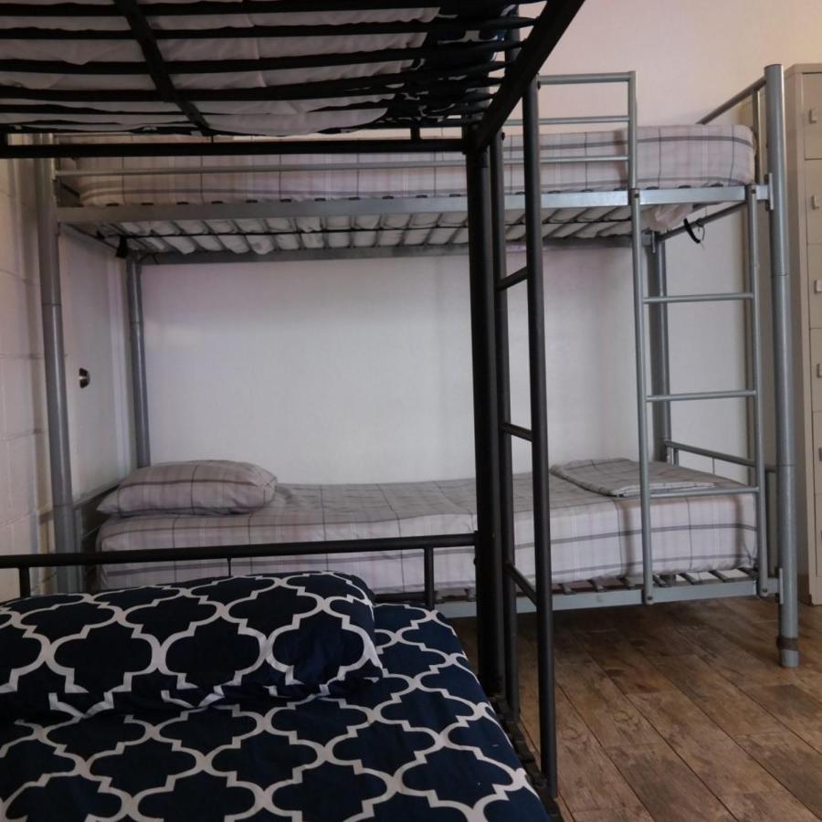 הונולולו The Beach Waikiki Boutique Hostel מראה חיצוני תמונה