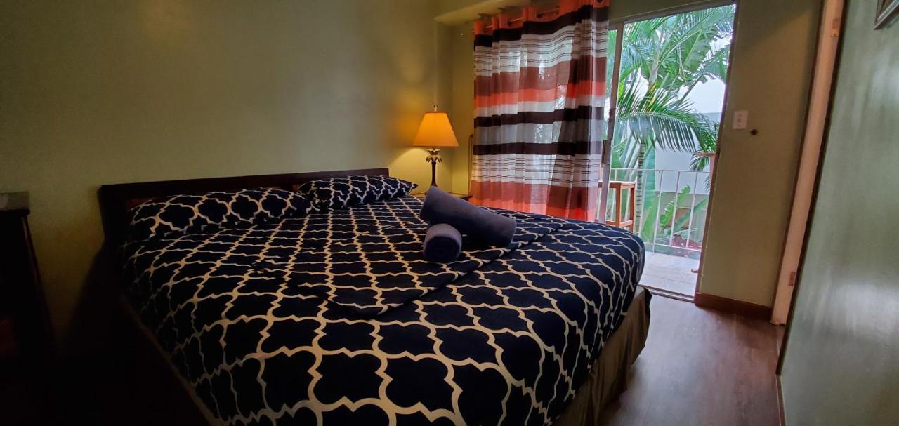 הונולולו The Beach Waikiki Boutique Hostel מראה חיצוני תמונה