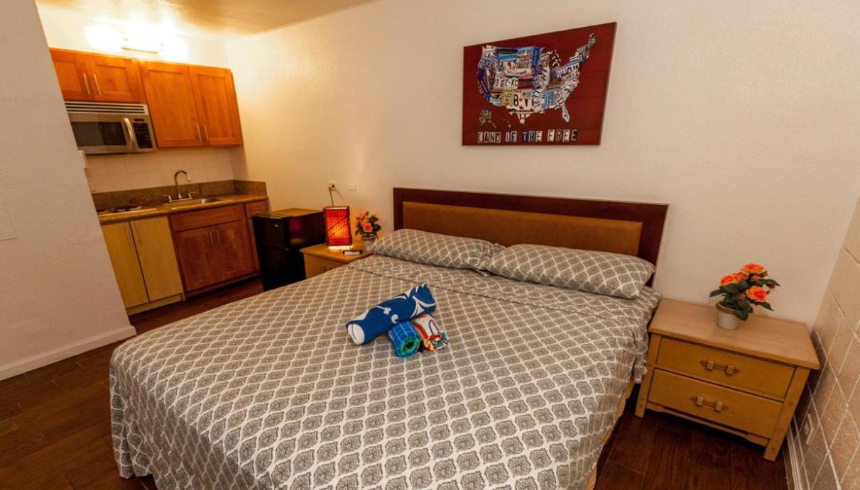 הונולולו The Beach Waikiki Boutique Hostel מראה חיצוני תמונה