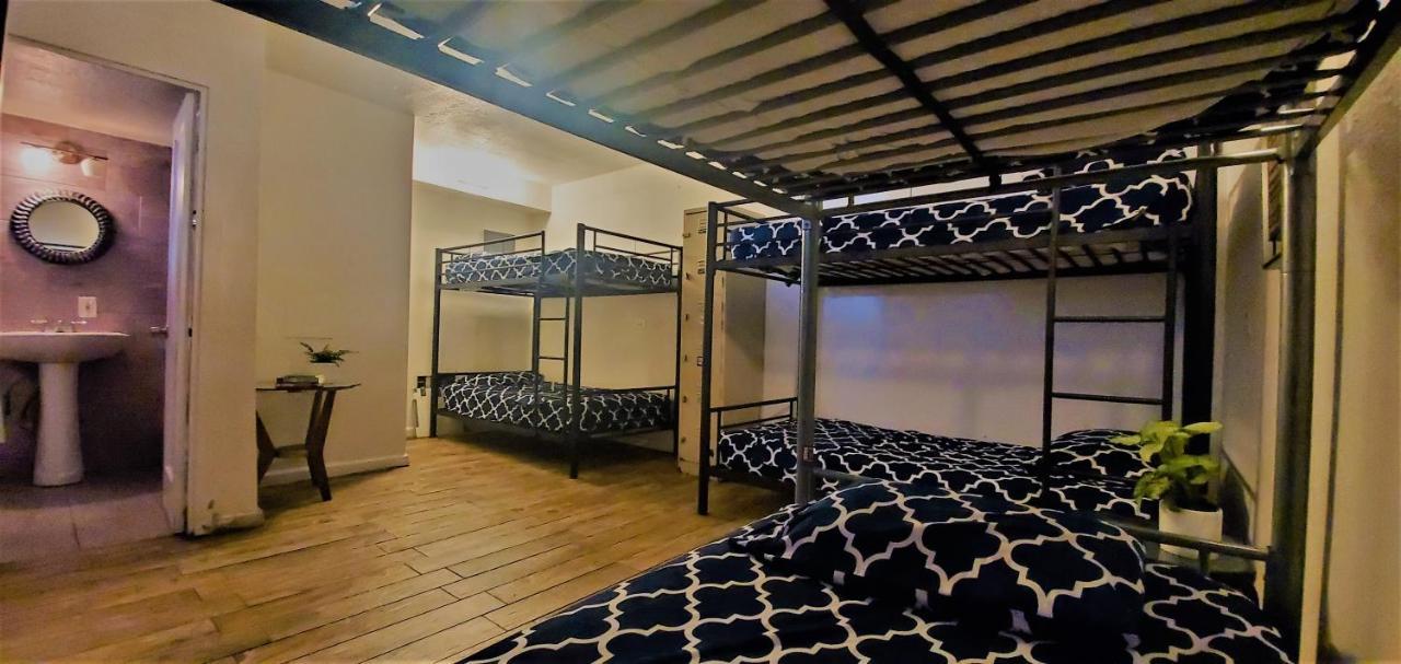 הונולולו The Beach Waikiki Boutique Hostel מראה חיצוני תמונה